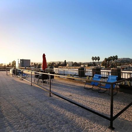New Luxury Hollywood Sign View- Condo Лос Анджелис Екстериор снимка
